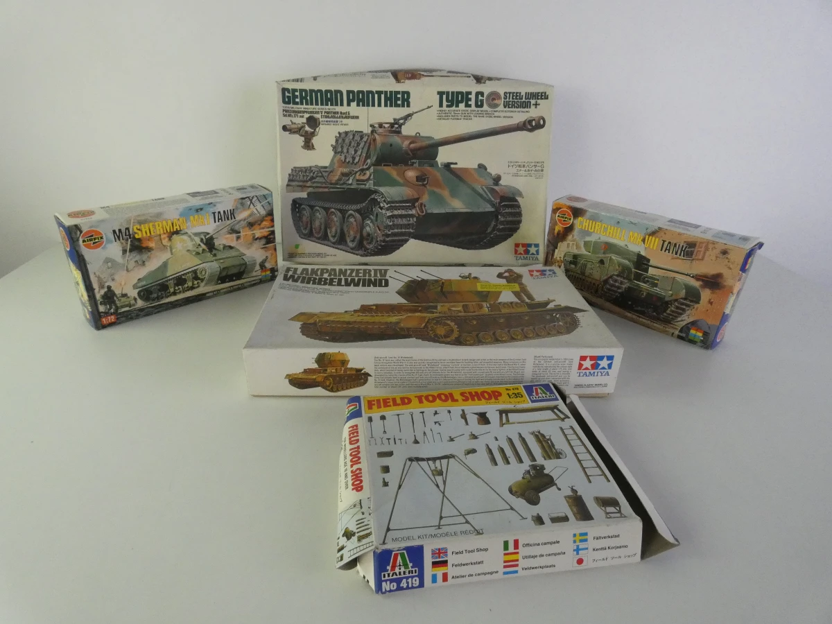 Kavel van 5 militaire modelbouwdozen (1:35 & 1:72) – Tamiya, Italeri, Airfix – Deels Vintage - foto 2