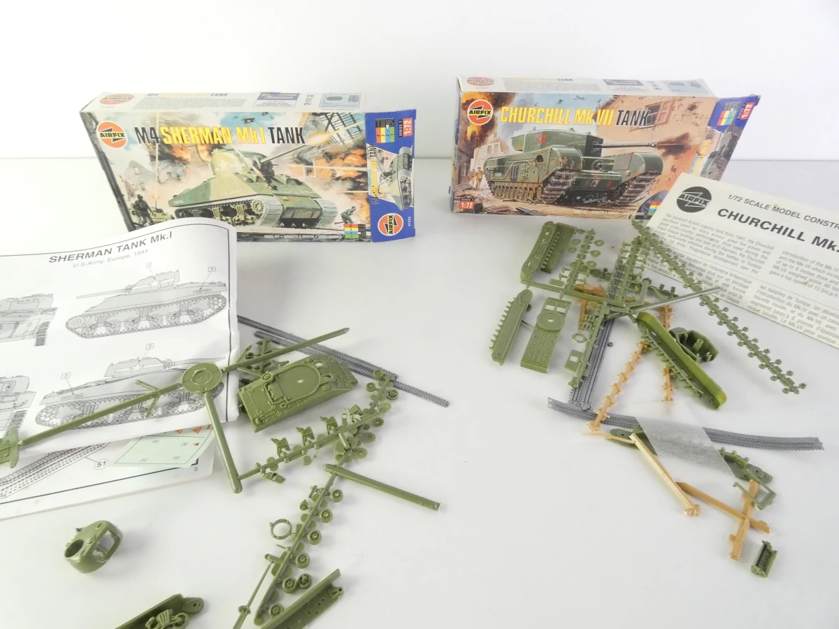 Kavel van 5 militaire modelbouwdozen (1:35 & 1:72) – Tamiya, Italeri, Airfix – Deels Vintage - foto 10