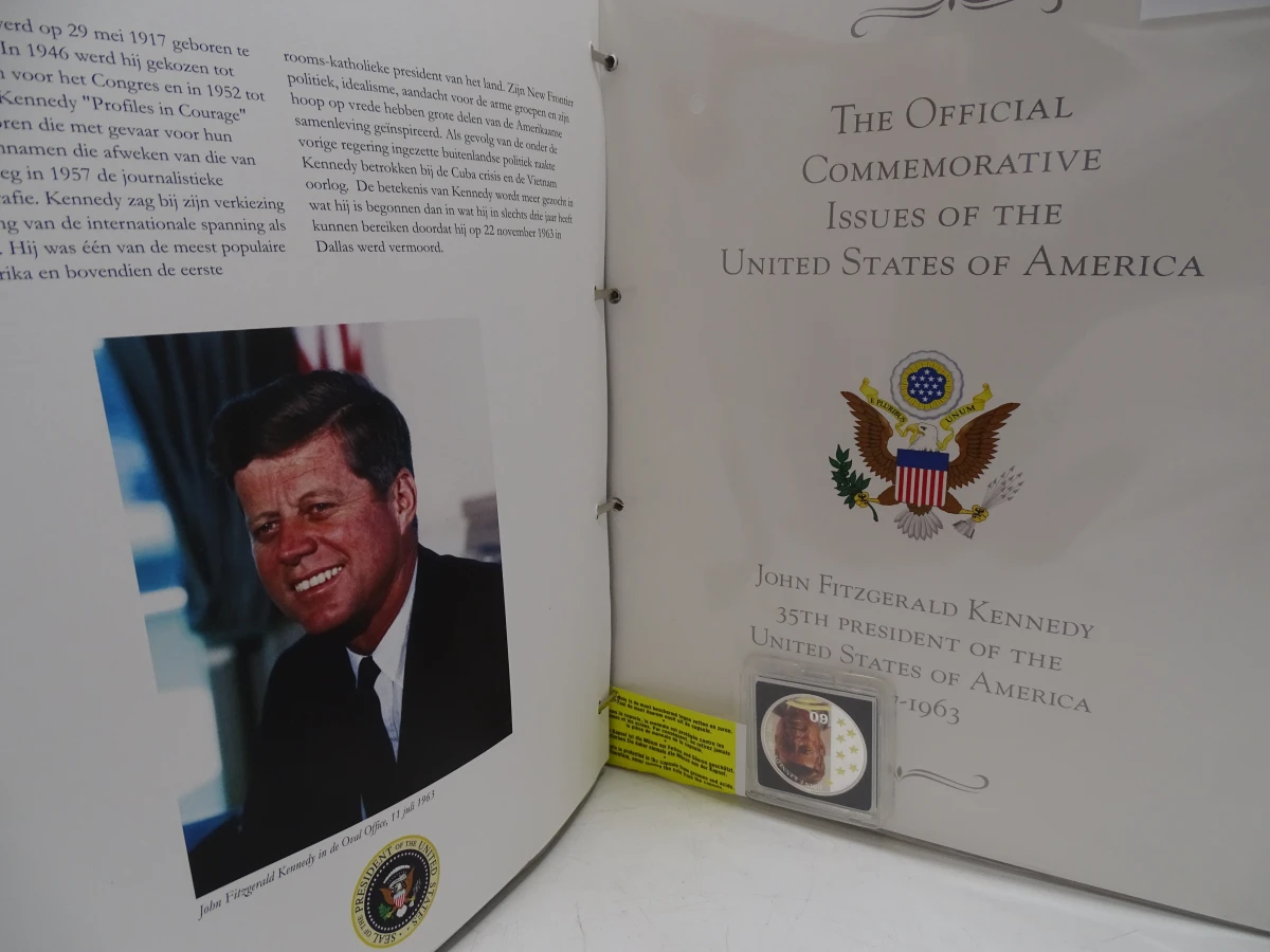 4 mappen Edel Collecties : United States of America en European monarchies - foto 17