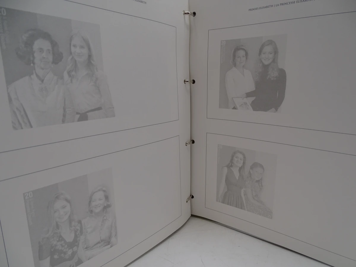 4 mappen Edel Collecties : United States of America en European monarchies - foto 12