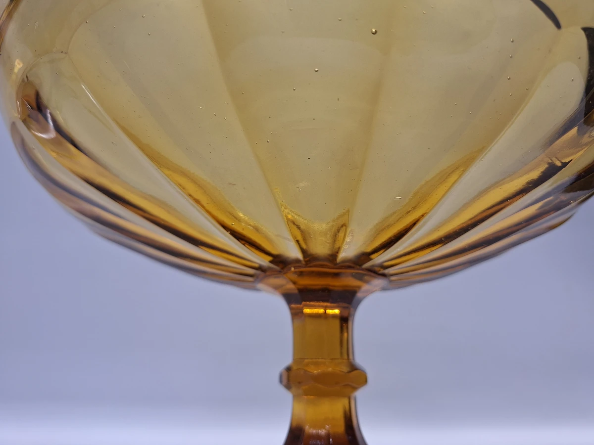 Art-Deco fruitschaal op voet in amberkleurig persglas - foto 6