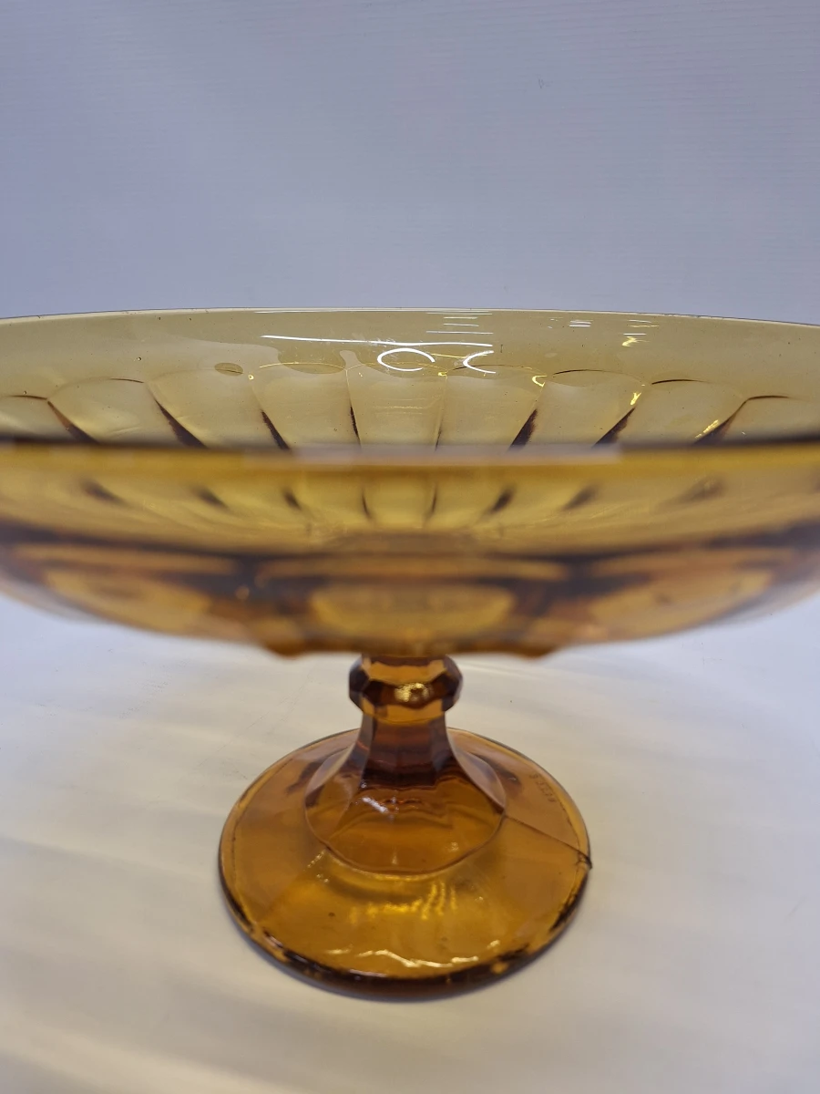 Art-Deco fruitschaal op voet in amberkleurig persglas - foto 9