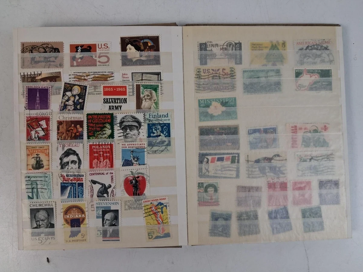 Zes boeken met postzegels - foto 21