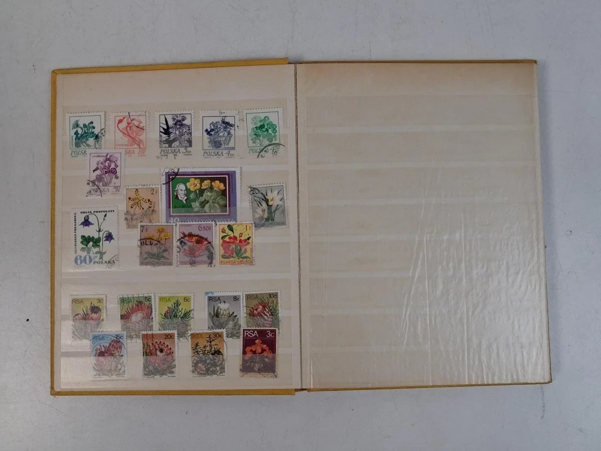 Zes boeken met postzegels - foto 20