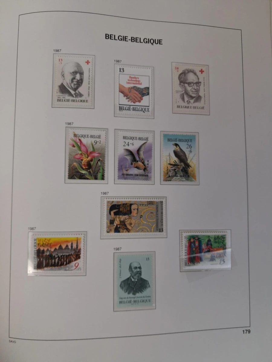 Drie boeken met postfrisse Belgische postzegels - foto 10