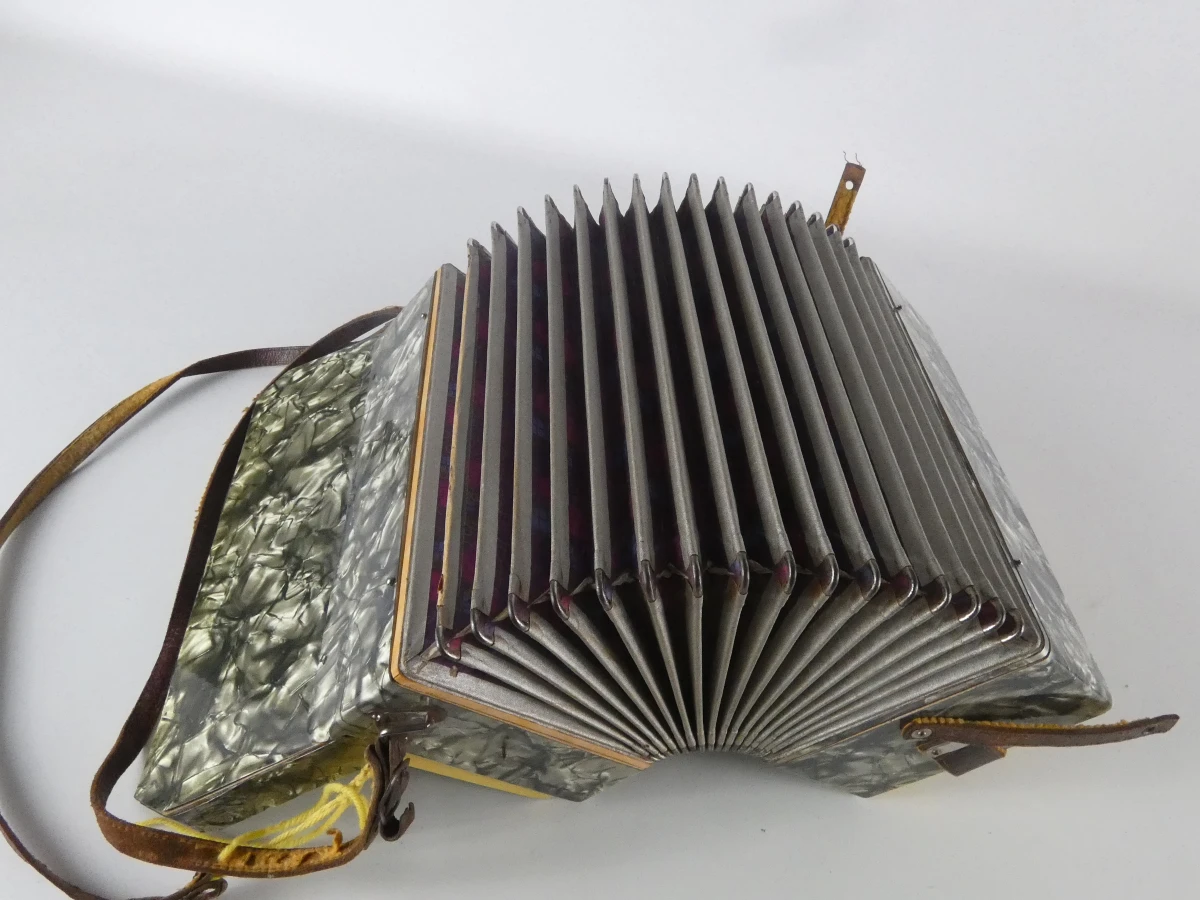 Vintage accordeon Johannes Adler - Duitsland - foto 13