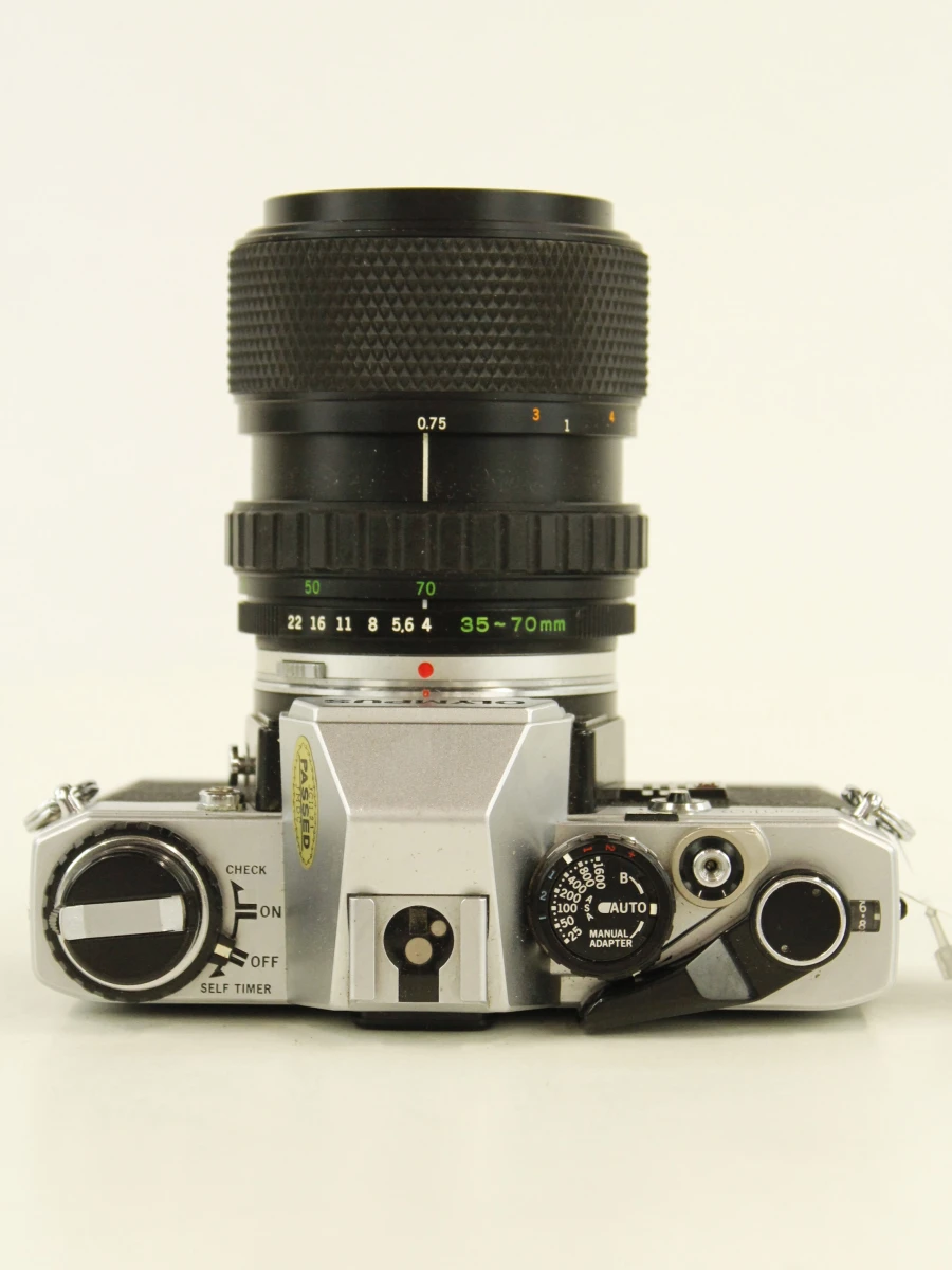 Olympus OM-10 analoge spiegelreflexcamera met 35-70mm lens - foto 6