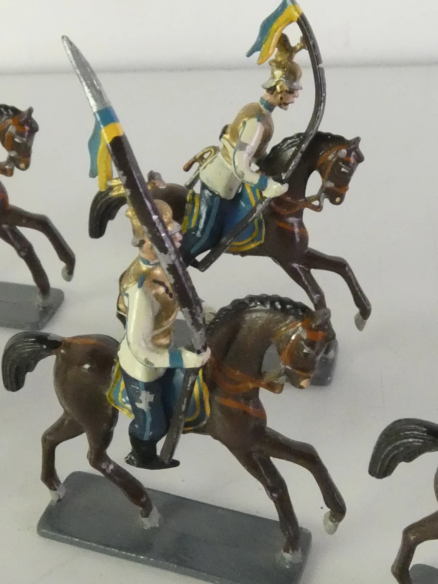 9 paar metalen ruitersoldaatjes te paard - foto 7
