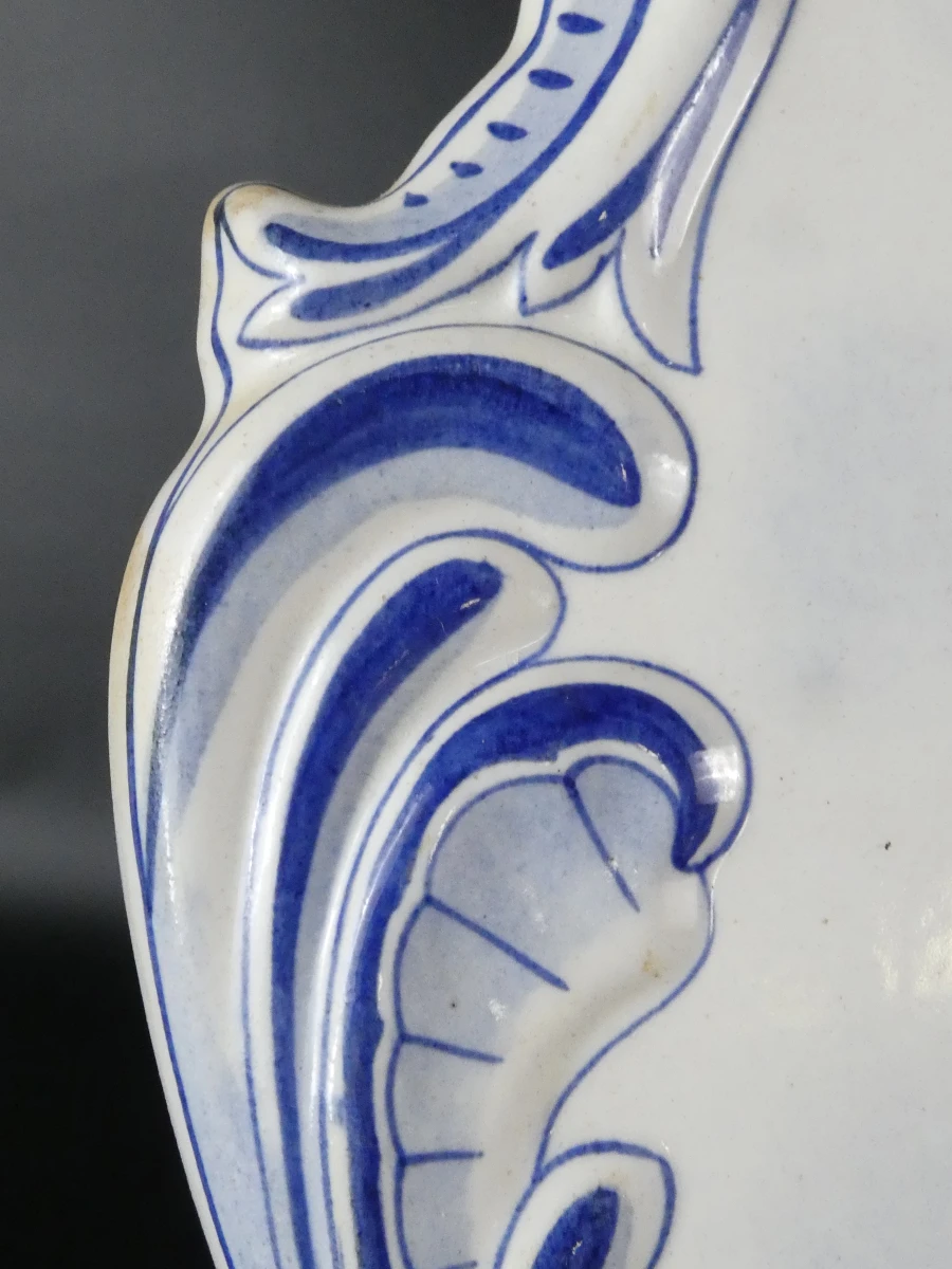 Delftsblauwe wandplaat met maritiem tafereel. - foto 6