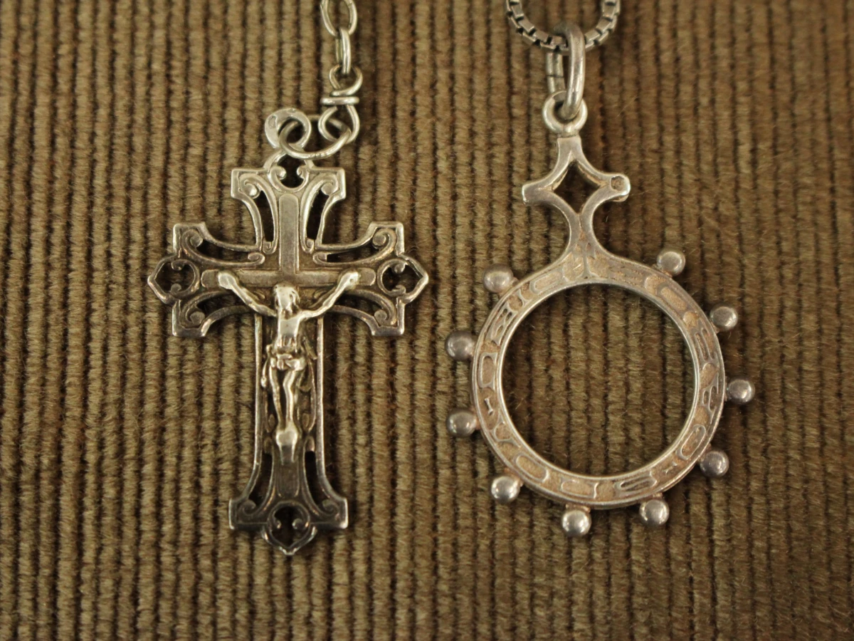 Lot zilveren religieuze devotionalia - foto 6
