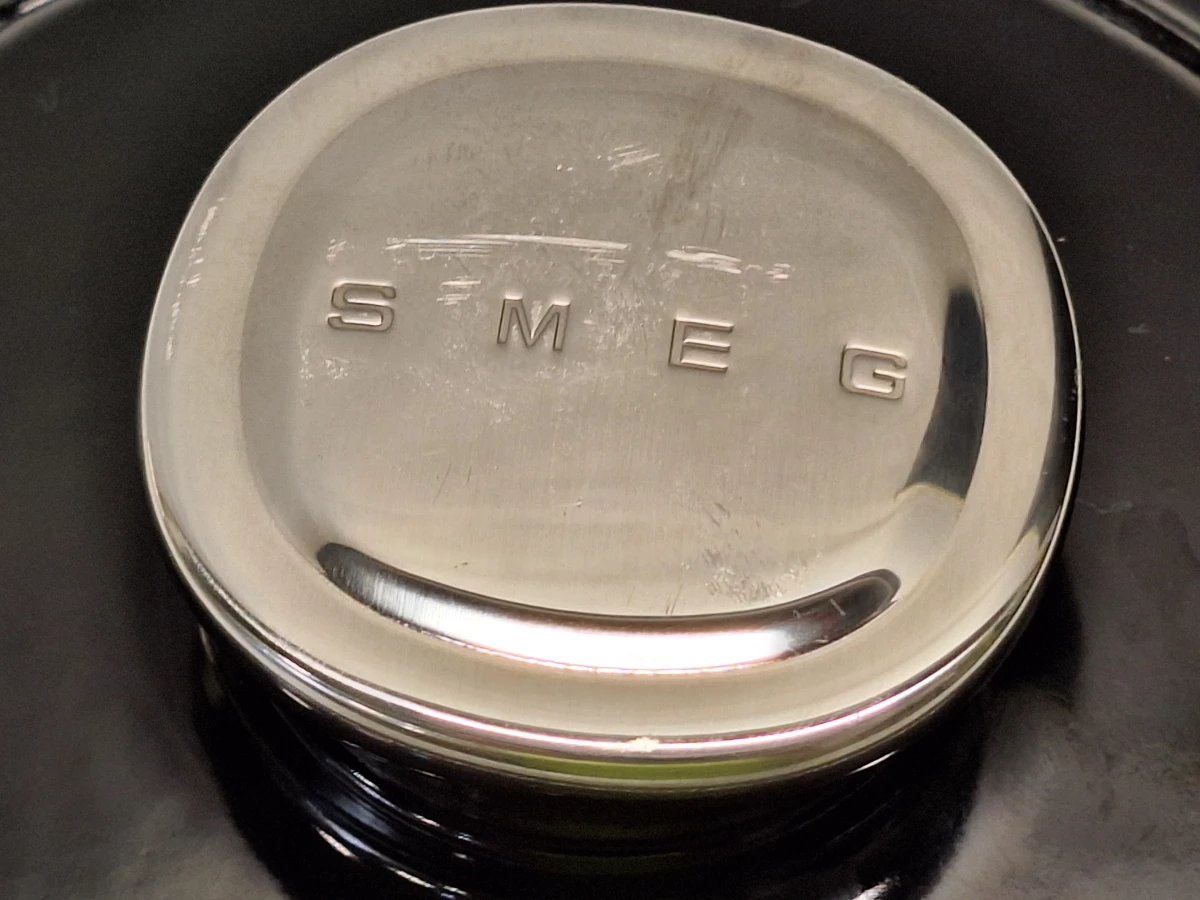 Smeg geëmailleerde gietijzeren braadpan - diameter 26 cm, inhoud 2.2 liter - foto 11