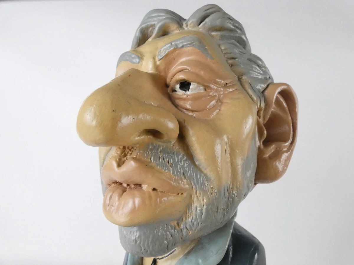 Beeldje caricaturale weergave van Franse zanger Serge Gainsbourg - foto 3