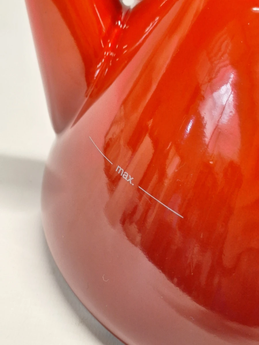 Originele Le Creuset Kone fluitketel in de kleur oranjerood - foto 11