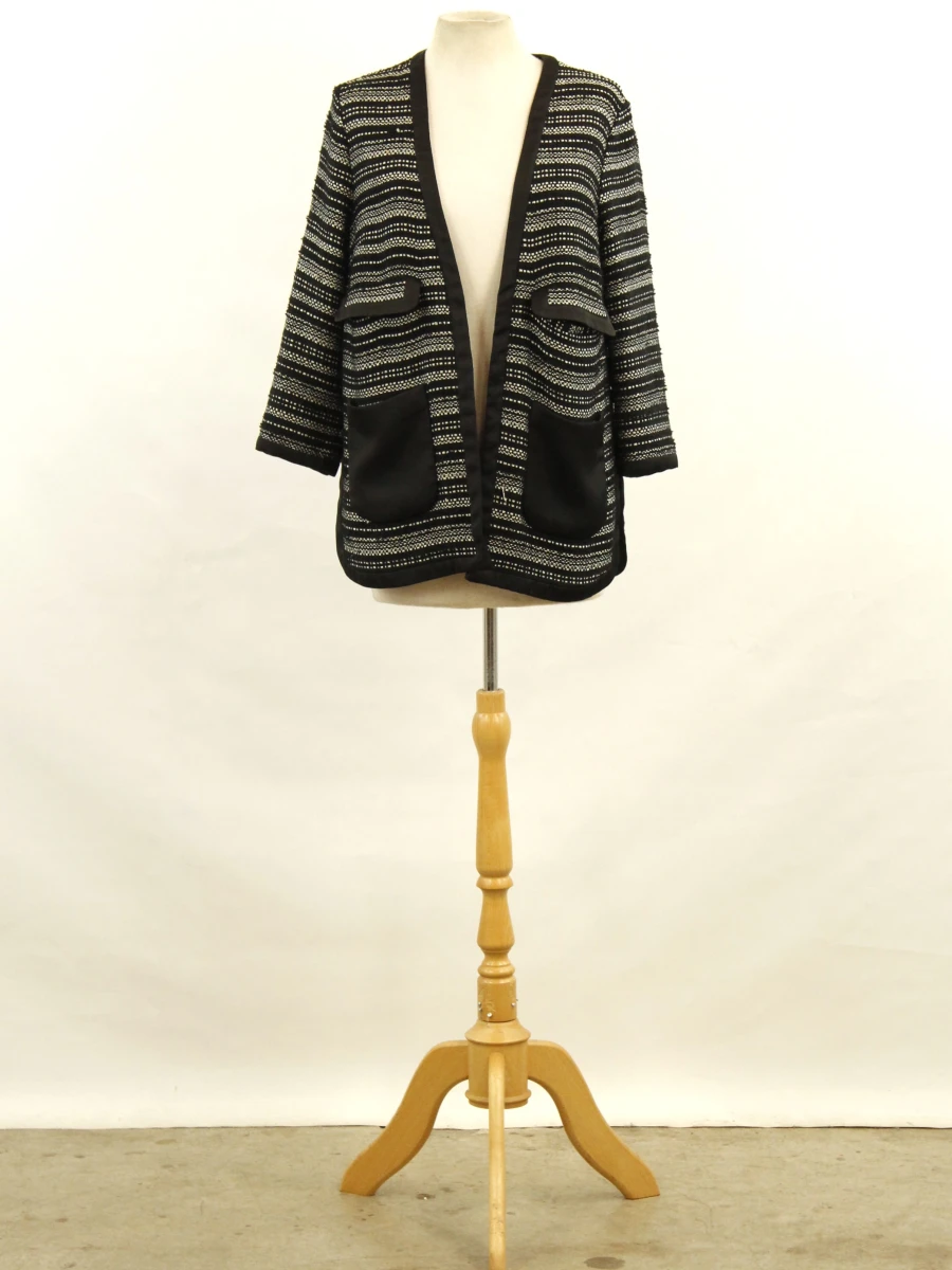 By Malene Birger - open vest in zwart en zilvergrijs met glanzende afwerking - foto 2