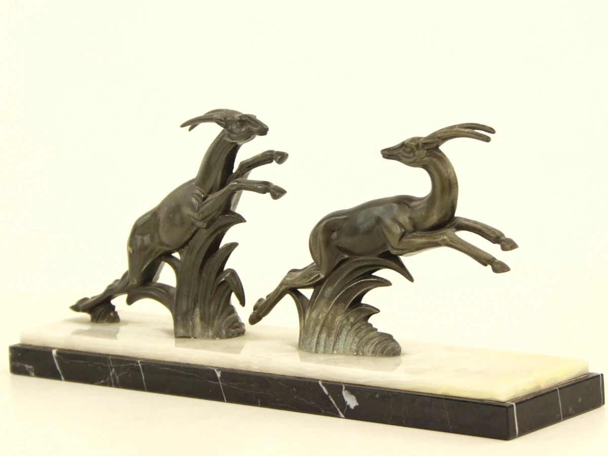 Art Deco bronzen herten op marmeren voetstuk - foto 2