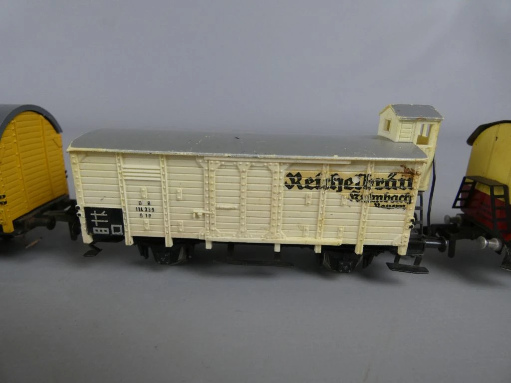 Set van 10 vintage Fleischmann modeltrein wagons met reclame - foto 3