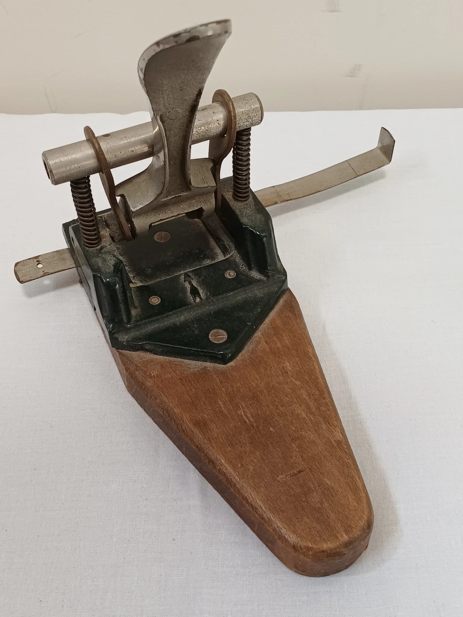 Antieke Franse Perforator "Le Moderne" N° 1 - foto 5
