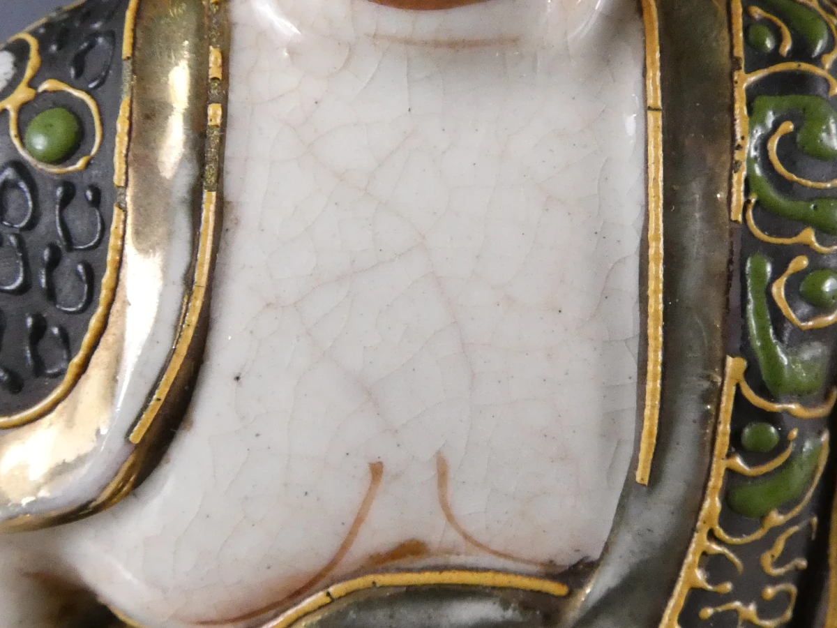 Decoratief Boeddhabeeld keramiek met gouden accenten - foto 5