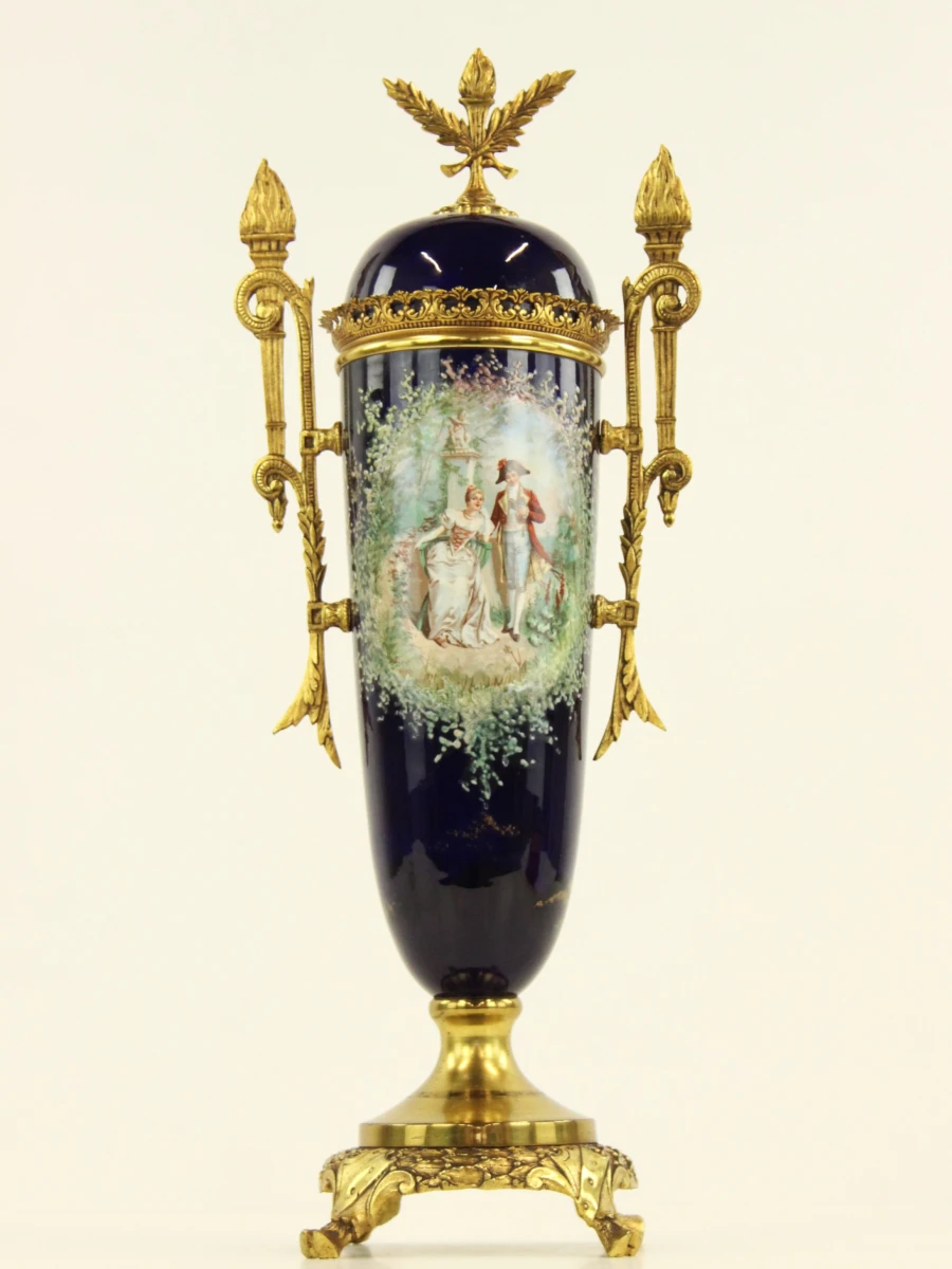 Decoratieve vaas in Franse Sèvres-stijl - foto 2