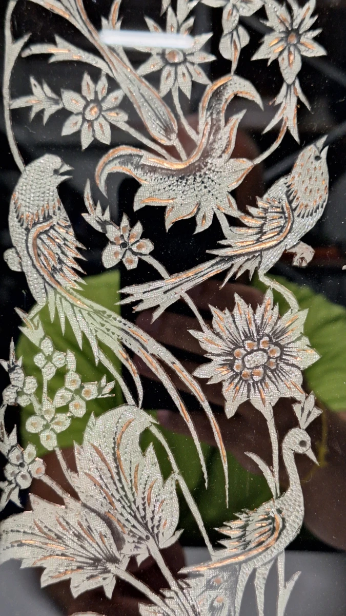 Perzisch metaalwerk met vogels en bloemen in Khatamkari-lijst - foto 5