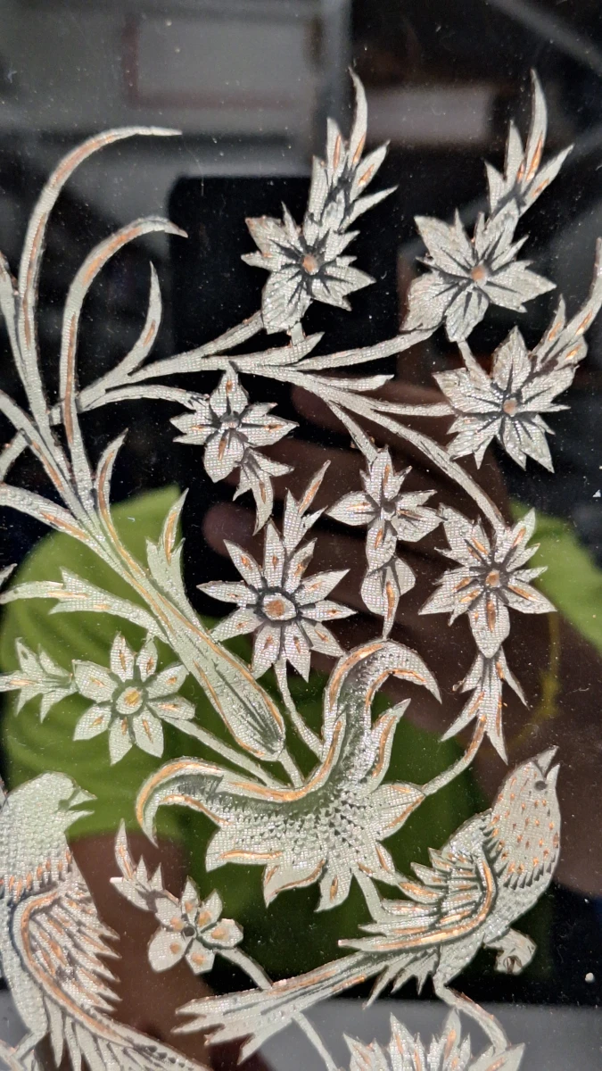Perzisch metaalwerk met vogels en bloemen in Khatamkari-lijst - foto 6