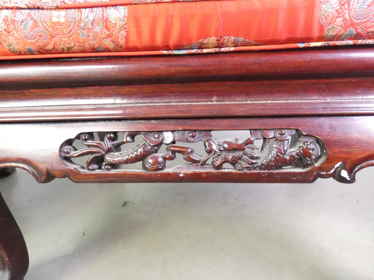 Set van 2 Chinese houten troonstoelen – rijk houtsnijwerk - foto 16