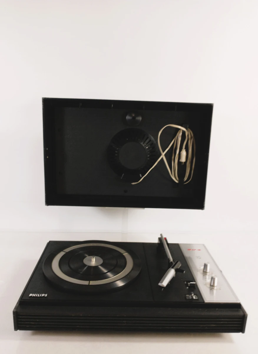Philips 504 draagbare platenspeler met afneembare luidspreker - foto 5