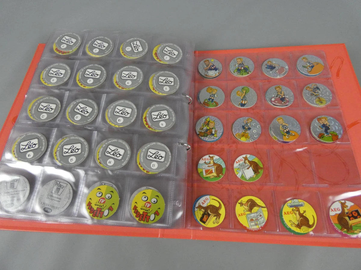 Grote verzameling caps - foto 13