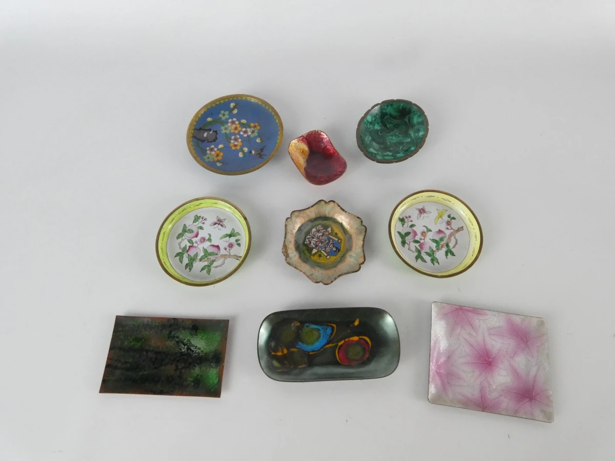 Set van 9 vintage kleine decoratieve schaaltjes en bakjes - foto 2