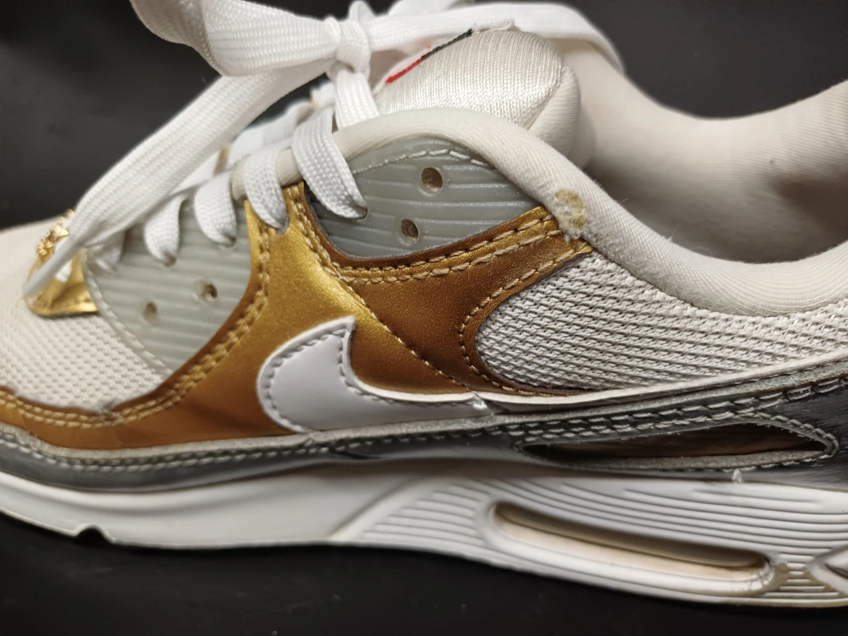Nike Air Max 90 "metallic gold" - foto 12