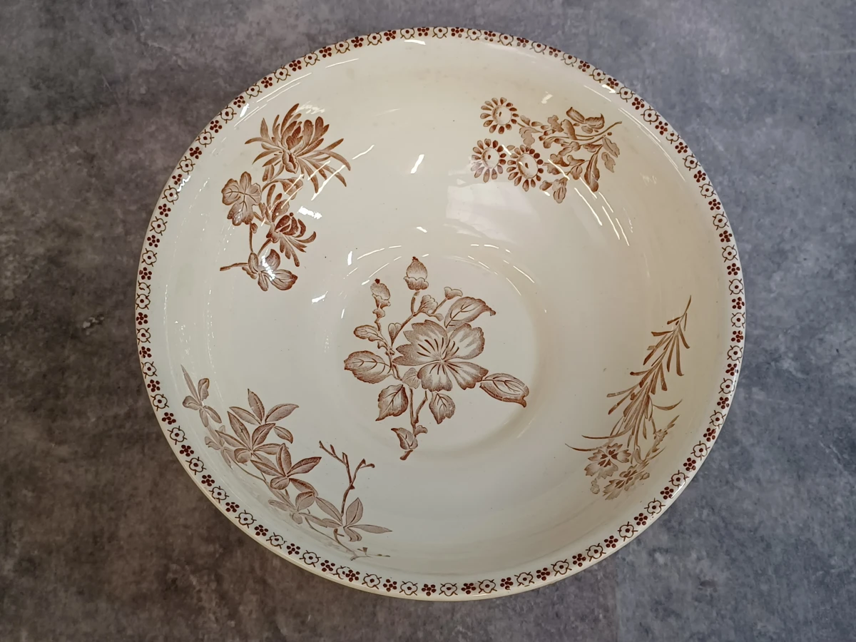 11 delig antiek Sarreguemines “Royat” servies met sepiabruin bloemendecor - foto 13