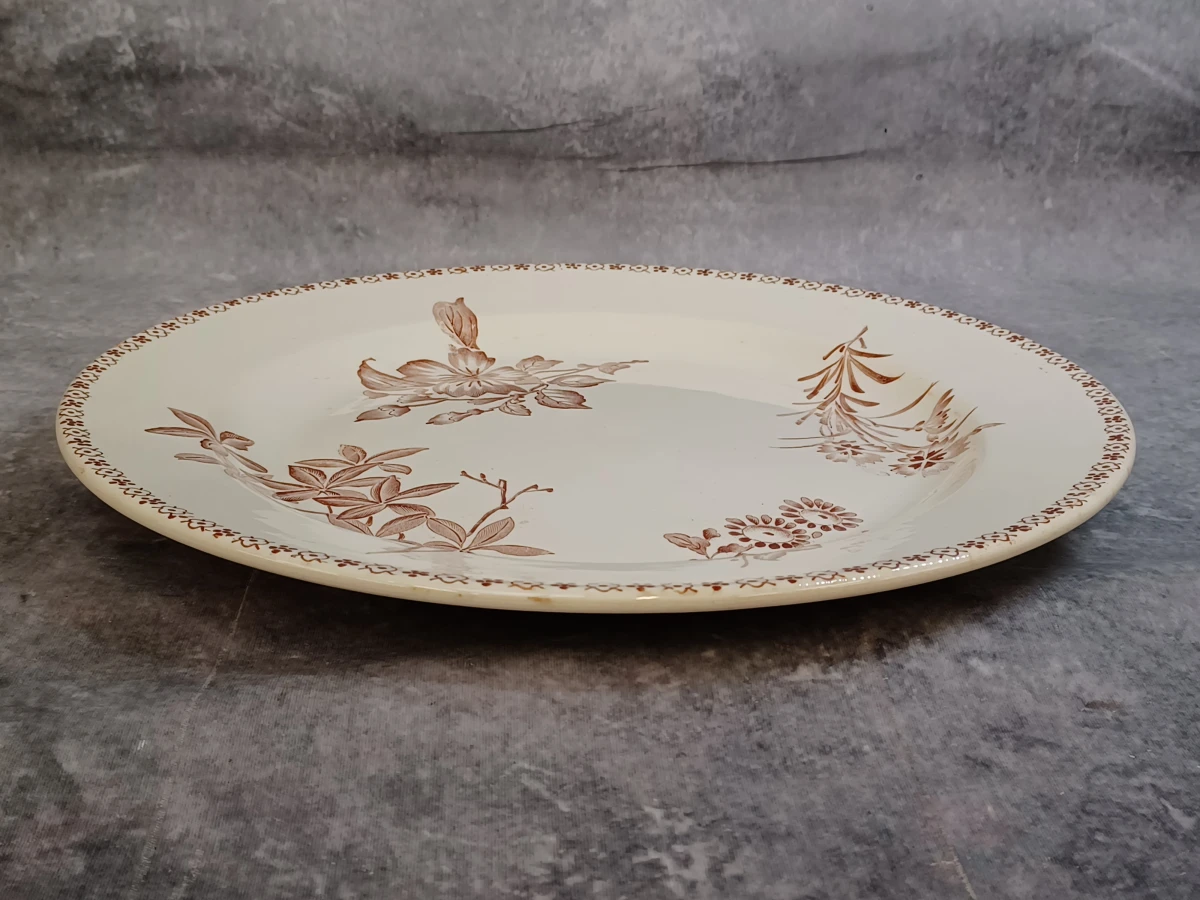 11 delig antiek Sarreguemines “Royat” servies met sepiabruin bloemendecor - foto 3