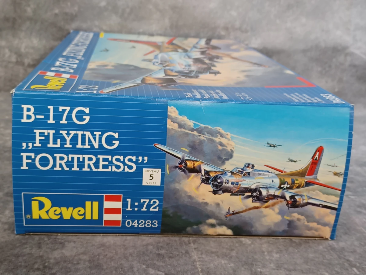 Set van 3 Revell modelbouwdozen – Vliegtuigen uit de tweede wereldoorlog - foto 20