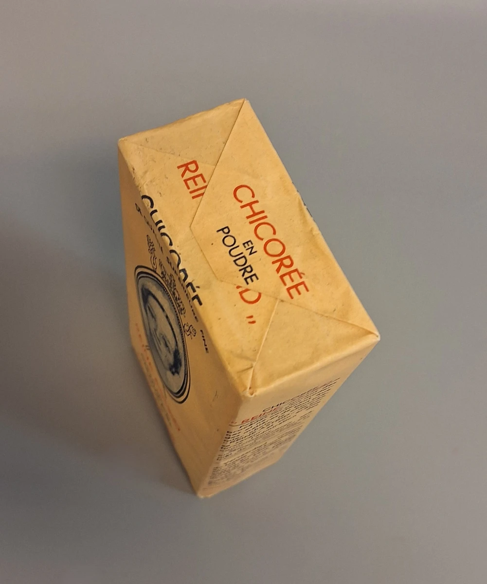 Vintage verpakking van chicoreipoeder 'Reine Astrid' - foto 5