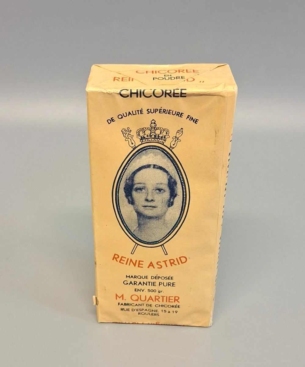 Vintage verpakking van chicoreipoeder 'Reine Astrid' - foto 3