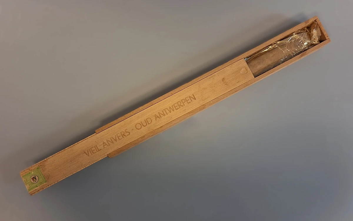 Sigaar in een houten kist - foto 2
