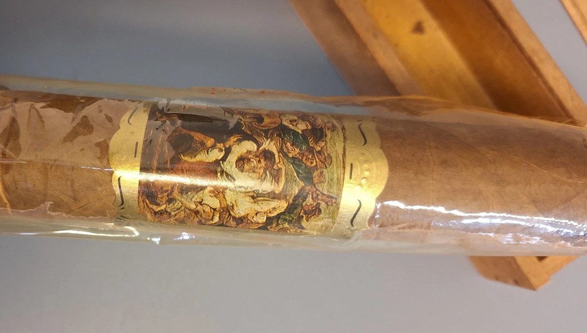 Sigaar in een houten kist - foto 7