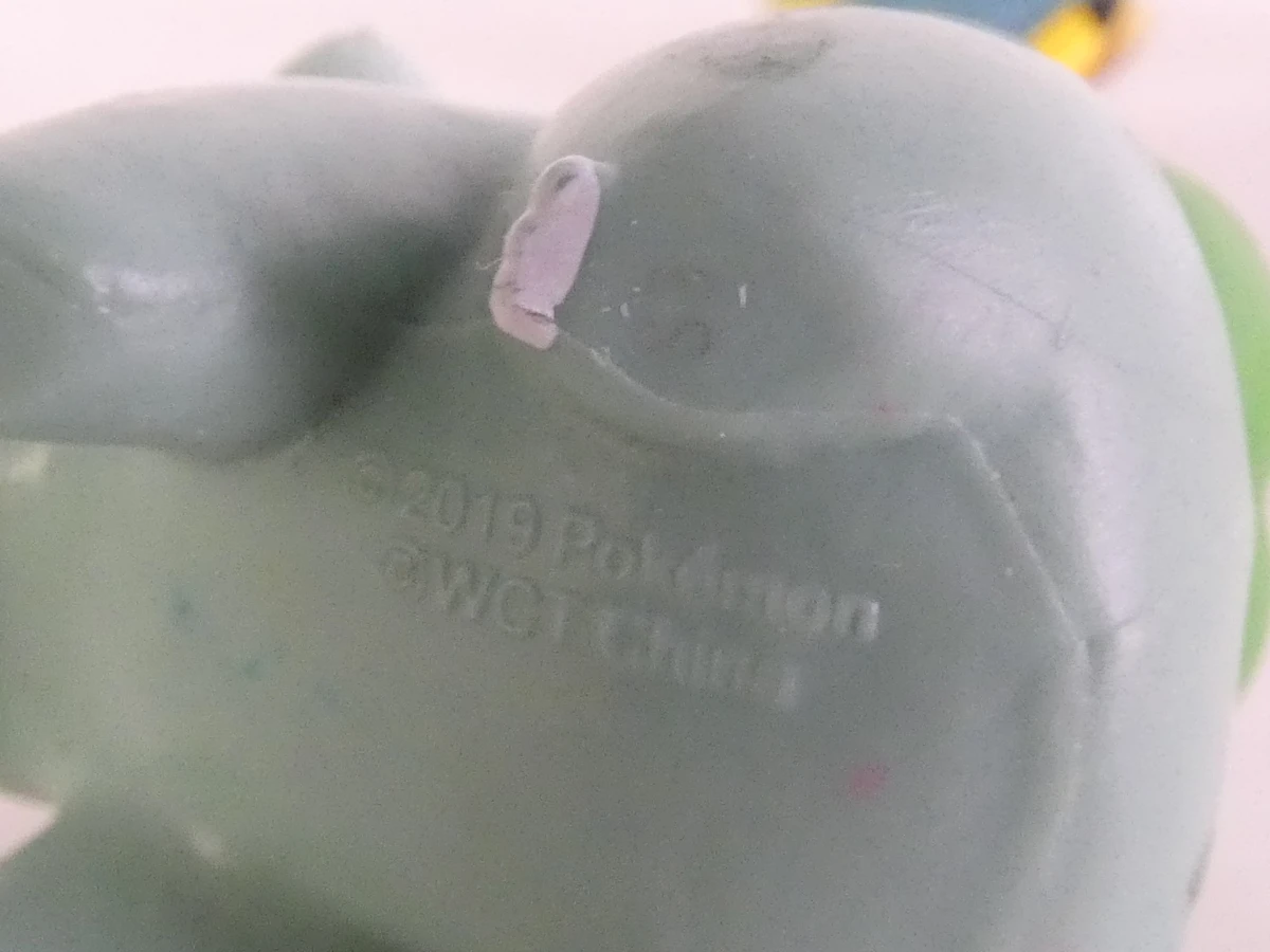 Set van diverse Pokémon figuurtjes en accessoires - foto 5