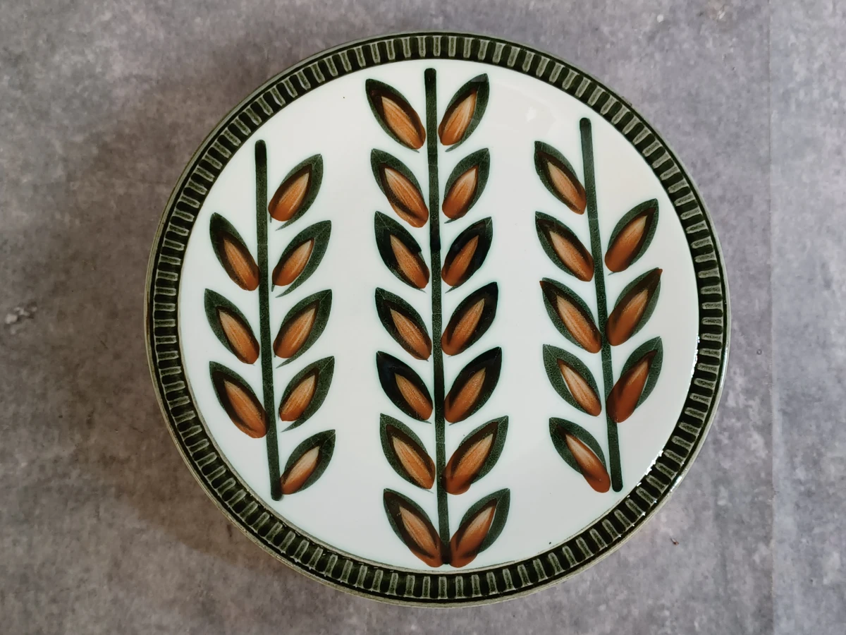 13-delig Boch Rambouillet servies met 6 kopjes, 6 borden en een ovalen serveerschaal - foto 11