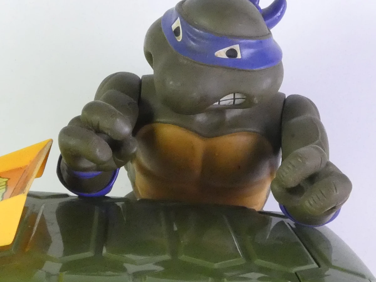 Teenage Mutant Ninja Turtles speelgoedset met bus en figuren - foto 2