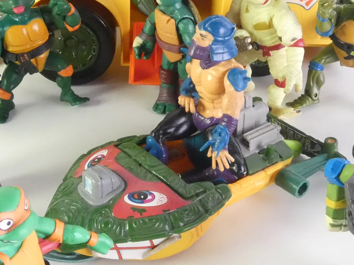 Teenage Mutant Ninja Turtles speelgoedset met bus en figuren - foto 5