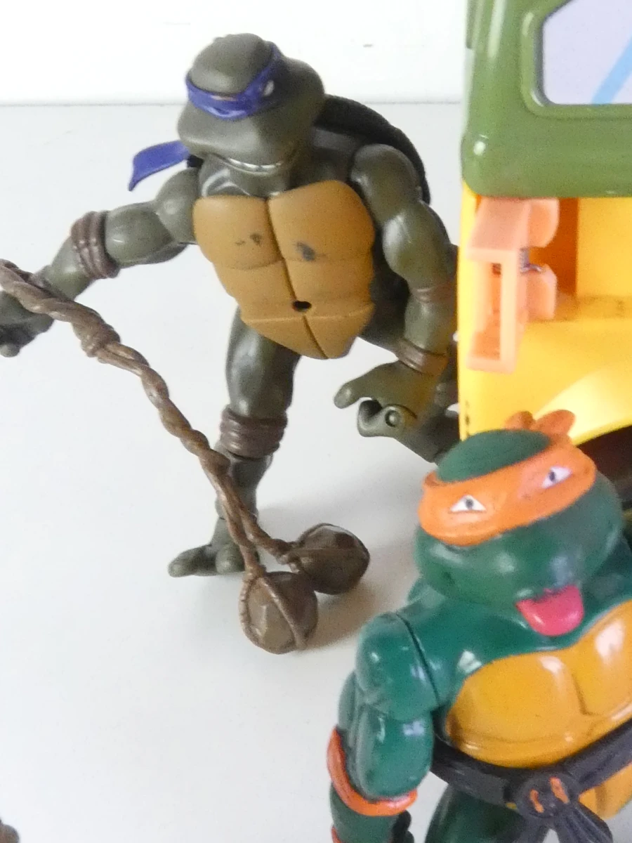 Teenage Mutant Ninja Turtles speelgoedset met bus en figuren - foto 15