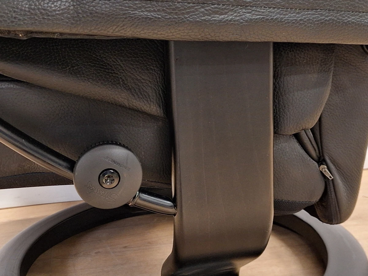 Set van twee Stressless Reno relaxfauteuils in zwart leer maat Large van Ekornes - foto 12