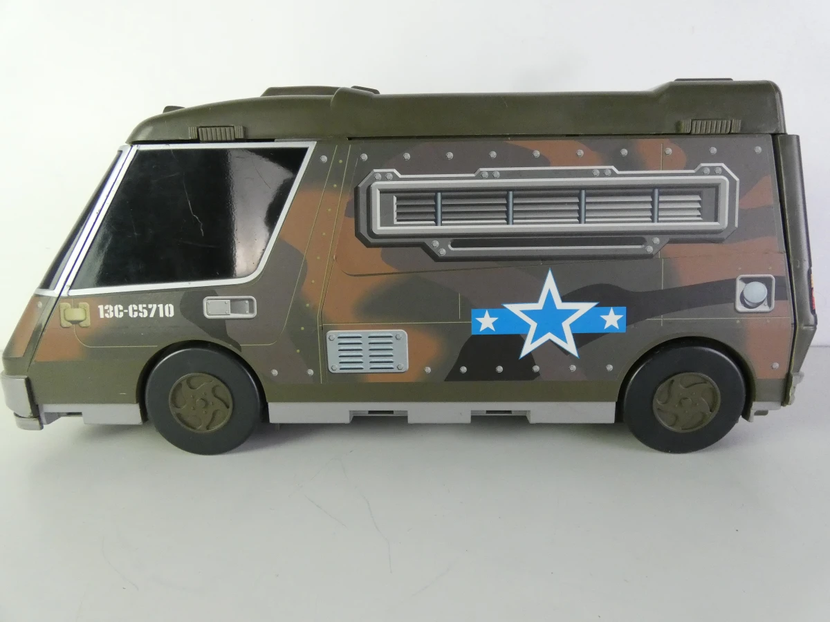 Galoob Micro Machines speelset met voertuigen en militaire basis - foto 3
