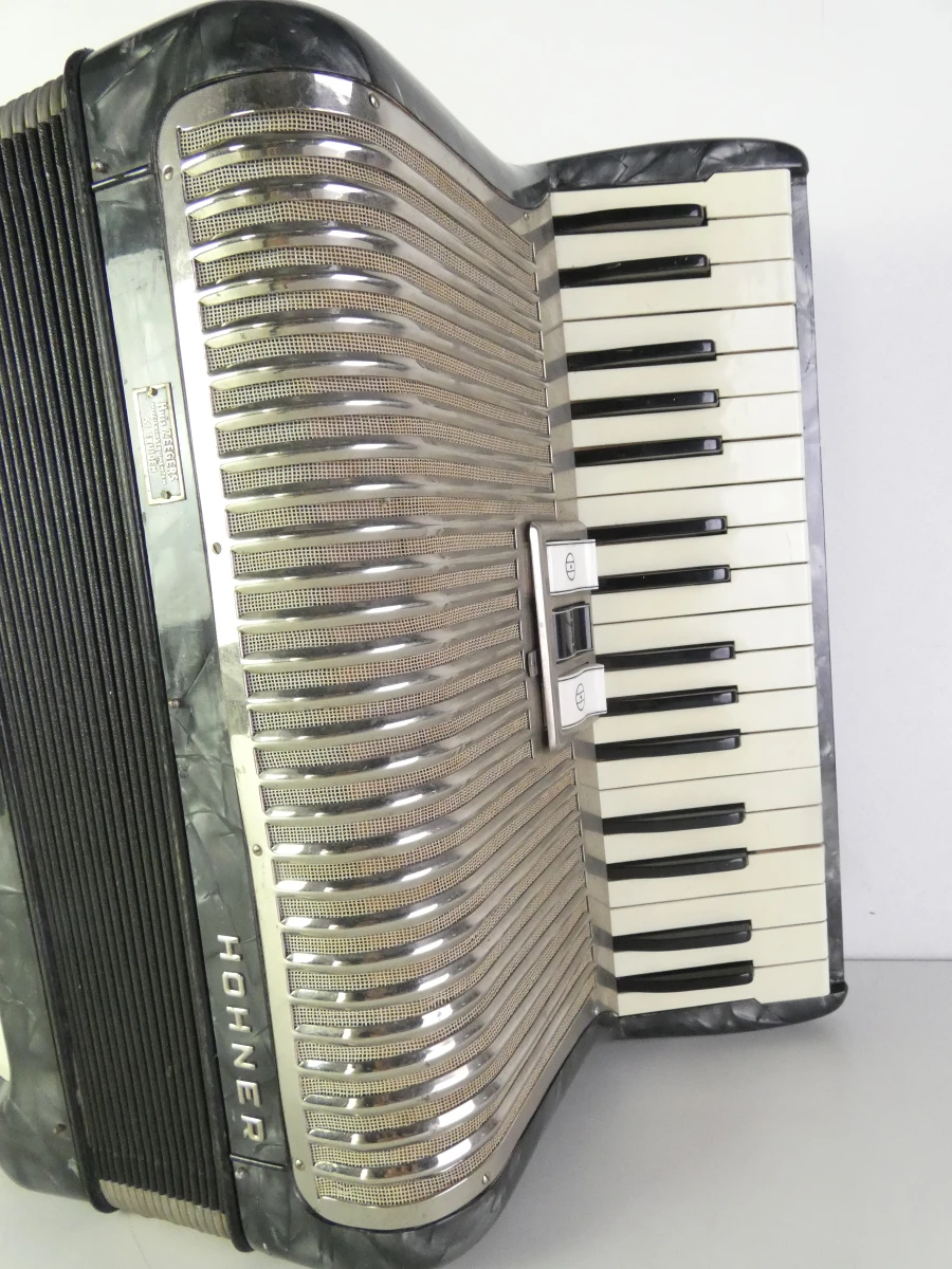 Vintage Hohner Contessa IM accordeon - foto 3