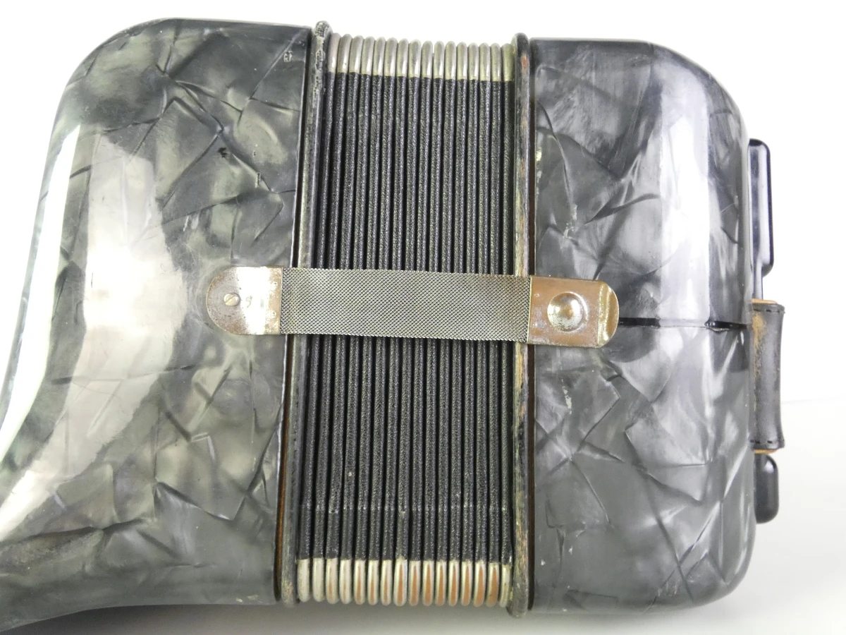 Vintage Hohner Contessa IM accordeon - foto 12