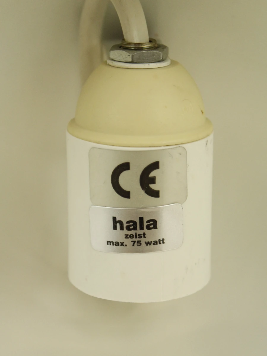 Hala - model 144 tafellamp - naar ontwerp H.Th.J.A. Busquet - foto 4