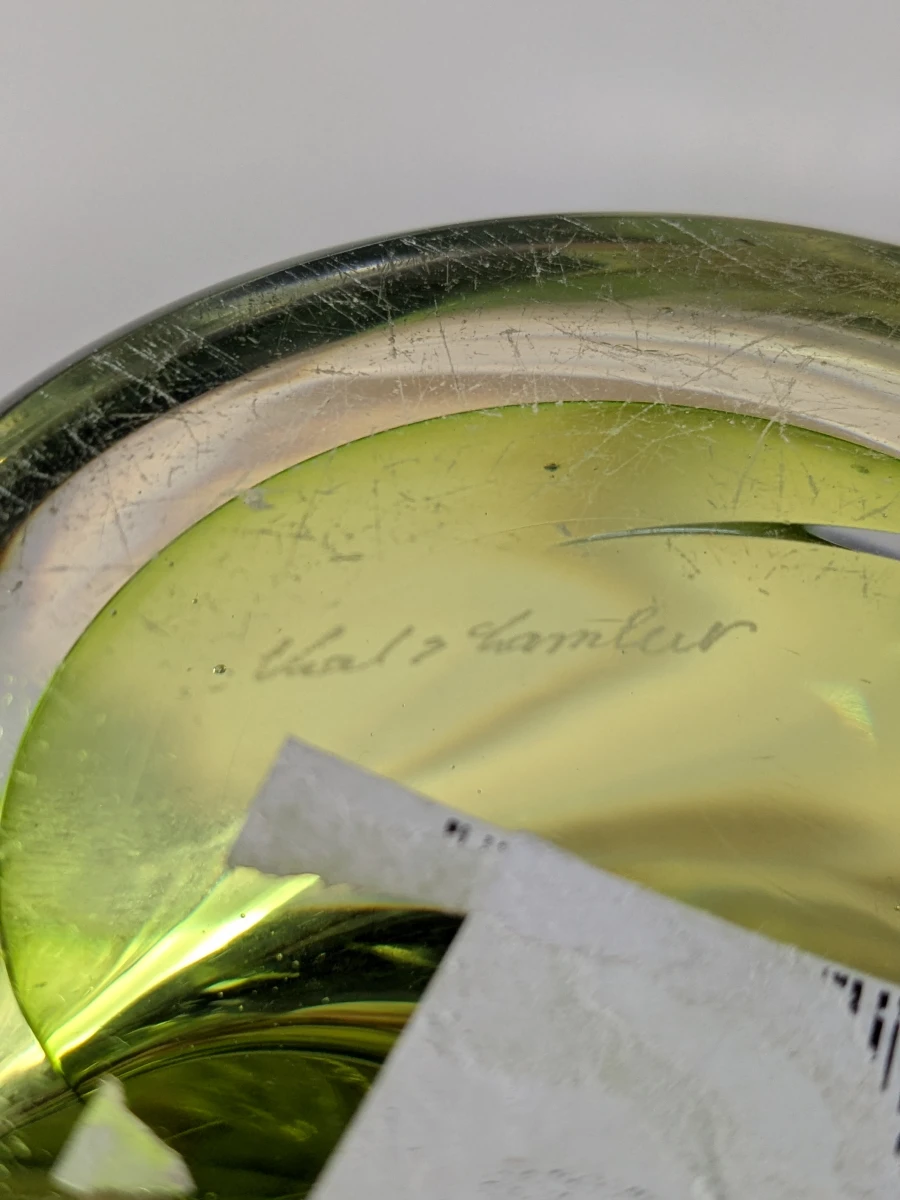 Val Saint Lambert tafellamp met groene glazen voet en stoffen kap - foto 7