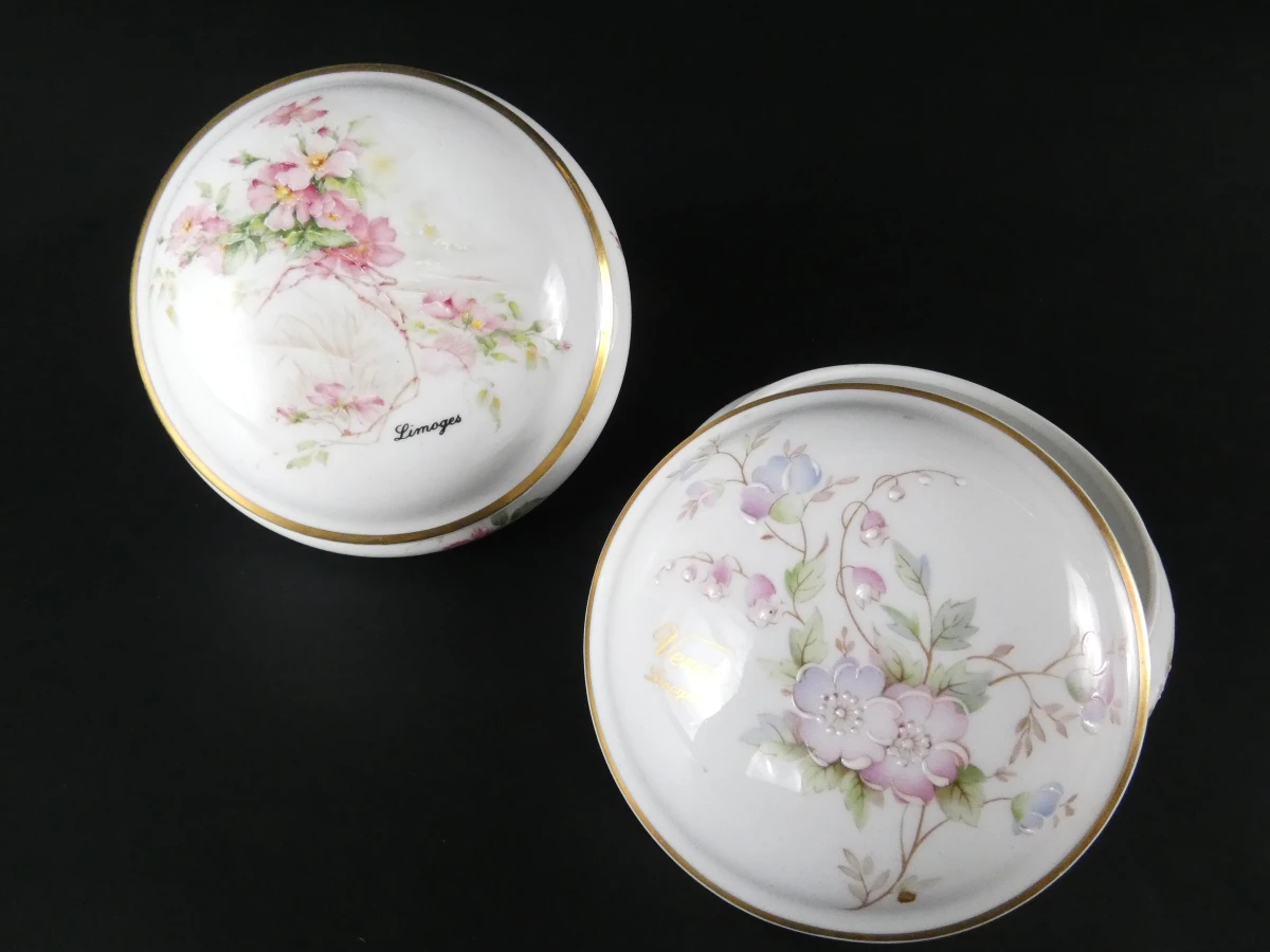 Set van 6 handgeschilderde Limoges porseleinen doosjes - foto 6