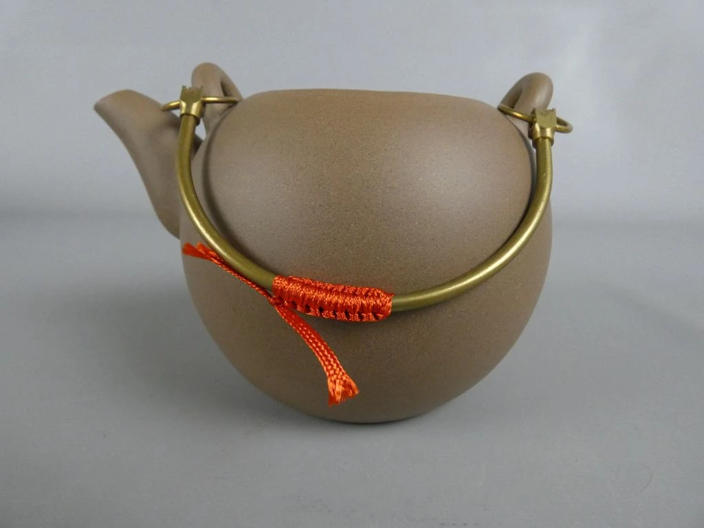 Chinese theepot met metalen handvat en filter - foto 4